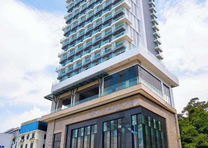 Wyndham Garden Legend 5* Hạ Long