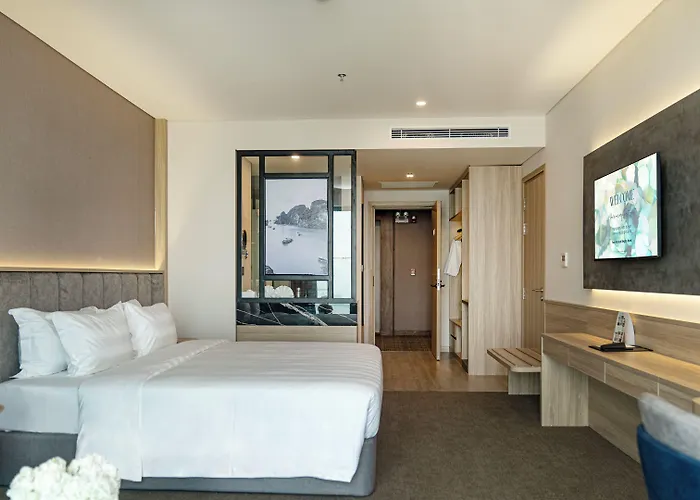 Wyndham Garden Legend 5* Hạ Long