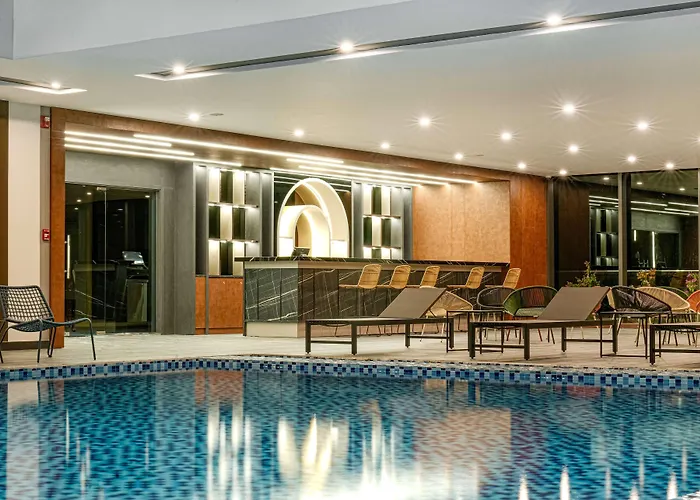 Wyndham Garden Legend Khách sạn Hạ Long